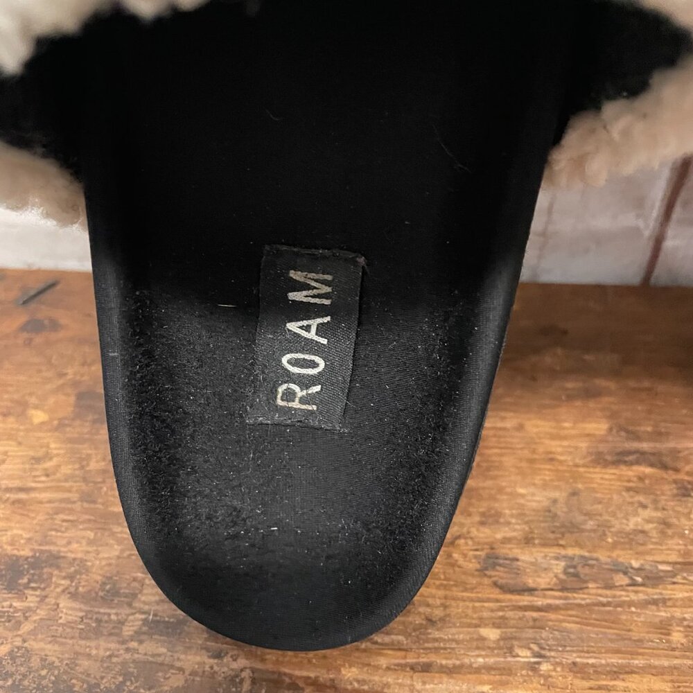 Roam Fuzzy Stripe Stack Flatform Slide Sandals - image 2